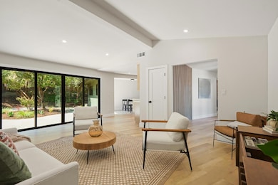 832 Skipper Cir, Sacramento, CA 95822 - photo 7