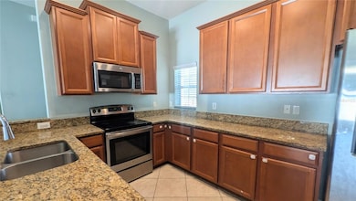 18527 Waydale Loop, Hudson, FL 34667 - photo 4