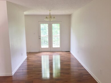 1136 Snowden Terrace, Johnson City, TN 37601 - photo 3