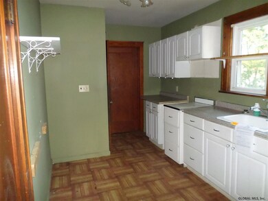 223 Lake Shore Dr, Rensselaer, NY 12144 - photo 2