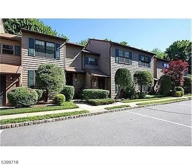 5 Pheasant Run, Edison, NJ 08820 - photo 3