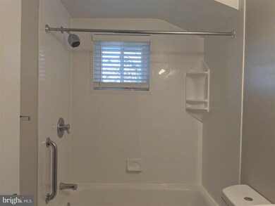 5 E Golf Club Ln unit C5, Paoli, PA 19301 - photo 4