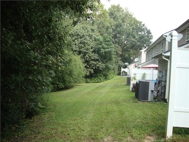 8391 Carlington Ln, Jonesboro, GA 30236 - photo 2