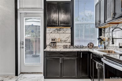 2845 Chippewa St, Saint Louis, MO 63118 - photo 2