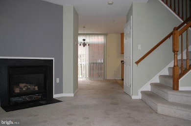 1918 Linden Ave, Baltimore, MD 21217 - photo 3