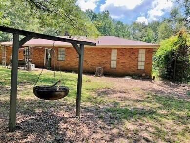 3180 C D Rayborn Rd, Jayess, MS 39641 - photo 3