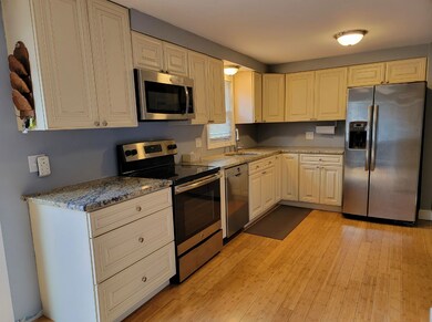 9 Pleasant View Dr, Hooksett, NH 03106 - photo 2