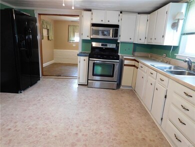 222 Green St, Freemansburg, PA 18017 - photo 4