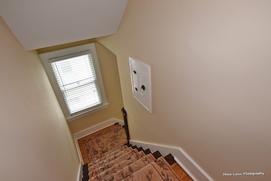 802 W Downer Place, Aurora, IL 60506 - photo 4