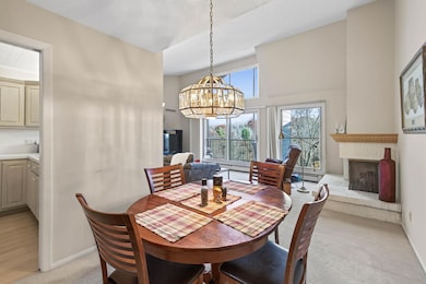 9500 Collegeview Rd unit 308, Bloomington, MN 55437 - photo 4