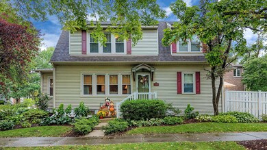 577 S Hawthorne Ave, Elmhurst, IL 60126 - photo 4