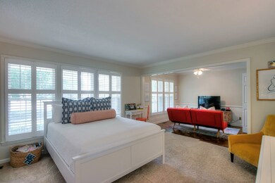 Living room/ flex room/5th bedroom