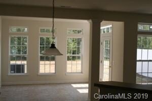 327 Berg Cir, Fort Mill, SC 29715 - photo 2