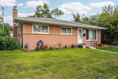 1027 Lori St, Ypsilanti, MI 48198 - photo 4