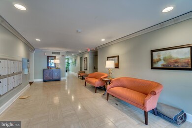 Treebrooke unit 203, Oakton, VA 22124 - photo 3