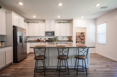 9256 Alden Pointe Ct, Las Vegas, NV 89143 - photo 7