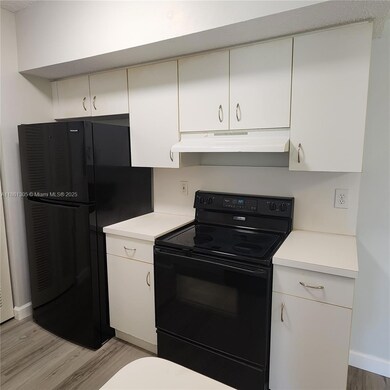 3251 Sabal Palm Manor unit 208, Hollywood, FL 33024 - photo 5