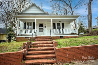 320 S Mulberry St, Statesville, NC 28677 - photo 5