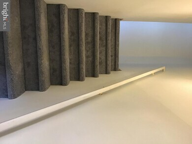 15 S Virginia Ave, Brunswick, MD 21716 - photo 2