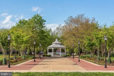 6724 W Wakefield Dr unit A2, Alexandria, VA 22307 - photo 2