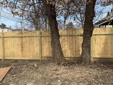 823 Lilley Ave unit 5, Columbus, OH 43205 - photo 3