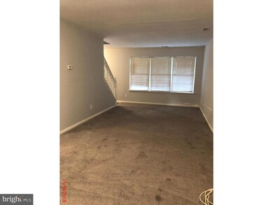 312 Sussex Ct, Swedesboro, NJ 08085 - photo 6