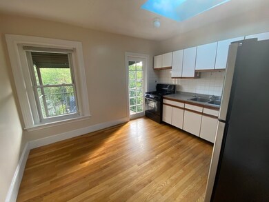 1489 Beacon St unit 4, Brookline, MA 02446 - photo 6