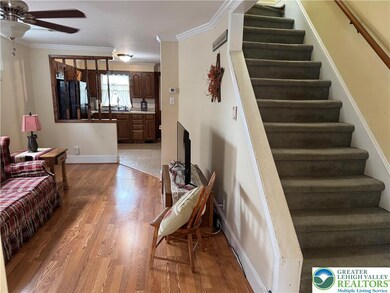 112 E Walnut St, Nazareth, PA 18064 - photo 7