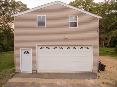 25 Pawtuxet Ave, Warwick, RI 02888 - photo 7