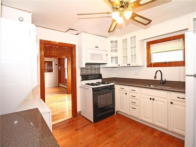 65 Friendship St unit 1, Newport, RI 02840 - photo 6