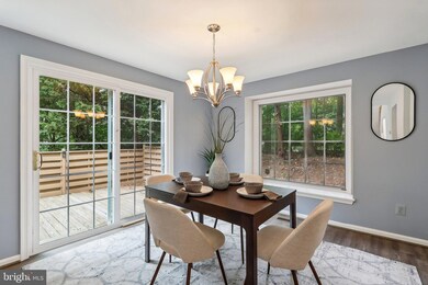 11751 Arbor Glen Way, Reston, VA 20194 - photo 6