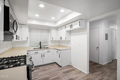 5218 Longfellow Way, Oxnard, CA 93033 - photo 6