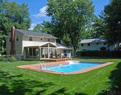 6 Woodhall Ln, Clifton Park, NY 12065 - photo 5