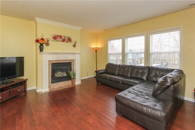 1638 Williamsburg Ln, Franklin, IN 46131 - photo 5