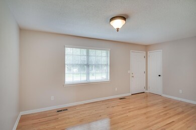 2518_Dowler_Cir_10