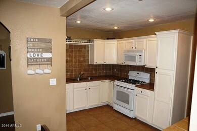 kitchen (2)