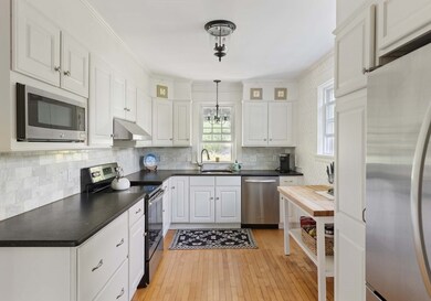 46 Flagg St, Worcester, MA 01602 - photo 3