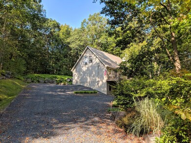 122 Hickory Dr, Hawley, PA 18428 - photo 4