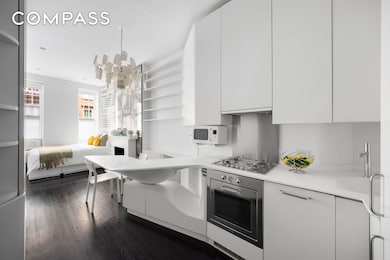 86 Horatio St unit 1A, New York, NY 10014 - photo 3