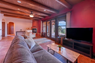 11831 Diamond Ln-5