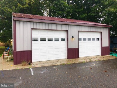 2429 Treichler Rd, Palm, PA 18070 - photo 2