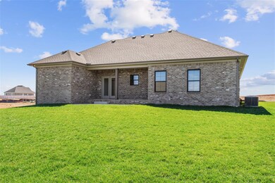 607 Thoroughbred Way, Franklin, KY 42134 - photo 7