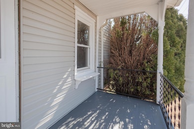 203 S George St, Ranson, WV 25438 - photo 5