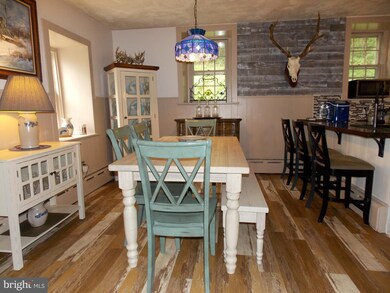 310 Spring Valley Rd, Reading, PA 19605 - photo 7