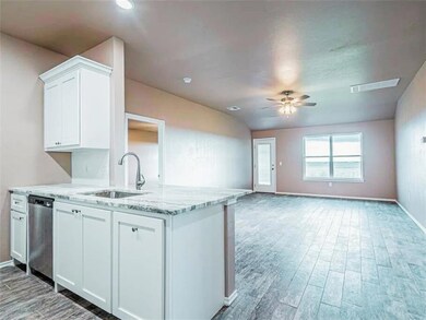 1702 Highland Loop, Guthrie, OK 73044 - photo 7