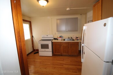 23 Benson St, Albany, NY 12206 - photo 5