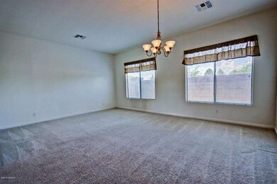 Formal Living/Dining Grand Canyon  (4)