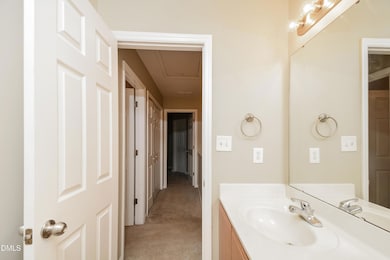 808 Woodside Park Ln, Durham, NC 27704 - photo 7