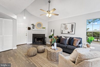 14057 Vista Dr unit 152, Laurel, MD 20707 - photo 5