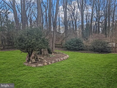 9111 Westerholme Way, Vienna, VA 22182 - photo 5